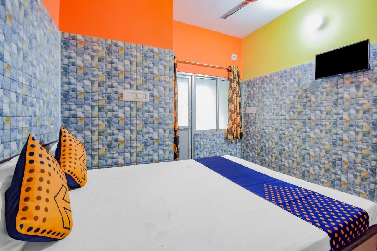 Jādabpur Spot On 74542 Aarav Hotel מראה חיצוני תמונה